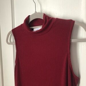 NWOT Maroon ribbed sleeveless dress